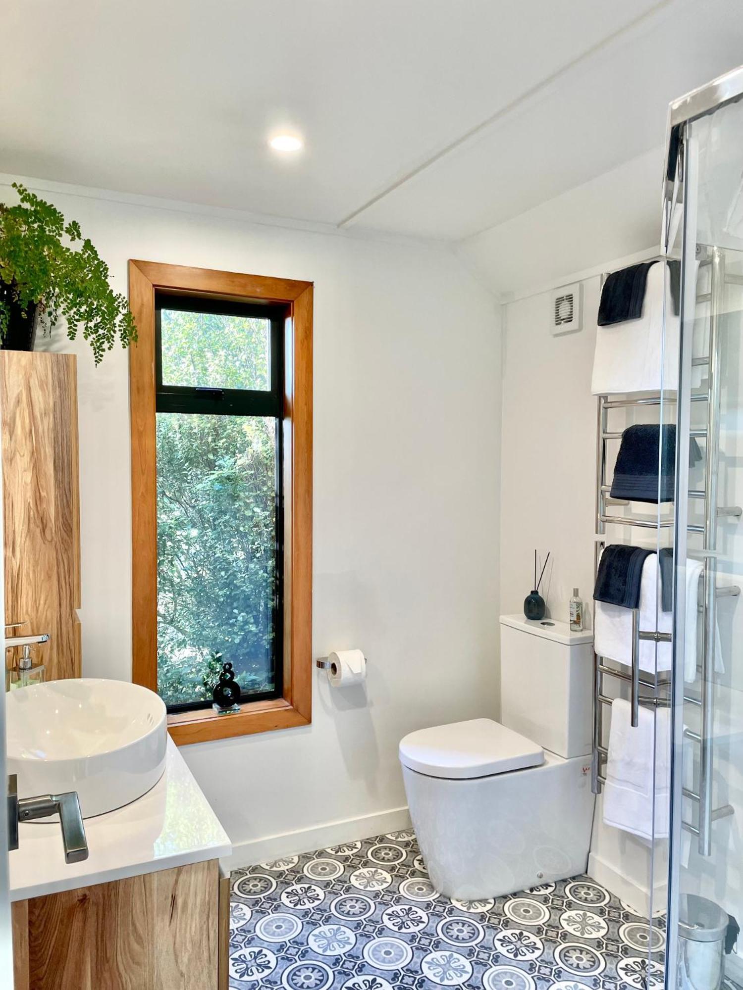 The Cove Cabin - Your Quiet Escape Dunedin Eksteriør billede